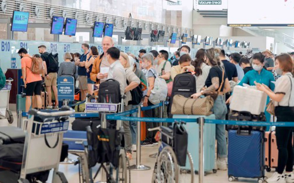 Những người có tên trong danh sách sau chú ý: Đã nằm trong diện tạm hoãn xuất cảnh của Cơ quan Thuế
