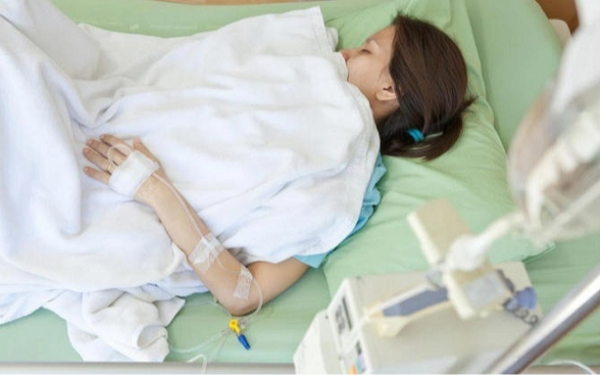Người phụ nữ 40 tuổi tử vong vì tiểu đường dù không ăn đồ ngọt, bác sĩ nói: 2 thực phẩm quen thuộc này còn nguy hiểm hơn