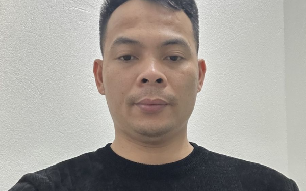 Công an Ninh Bình bắt người đàn ông SN 1994 bán, cầm cố 12 kiềng đeo cổ, 22 lắc tay vàng trong 2 tháng, thu về hơn 1,6 tỷ đồng