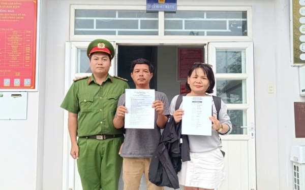 Tài khoản Agribank nhận 100 triệu đồng kèm nội dung "MR VINH TRAN GOP TIEN...", người đàn ông phải làm việc với công an