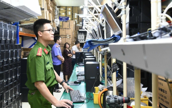 Lần đầu tiên: Khởi tố vụ án cài "Windows và Office lậu", crack phần mềm cho hàng trăm máy tính
