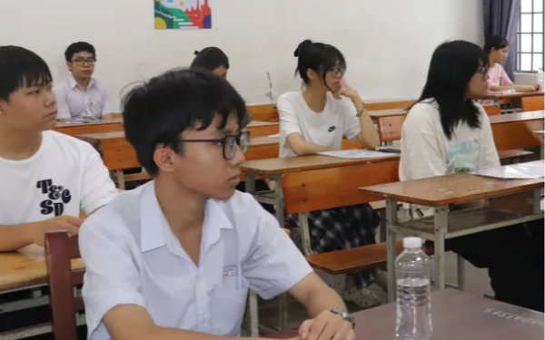 Tổng hợp nhận định và dự đoán phổ điểm các môn thi tự chọn kỳ thi tốt nghiệp THPT 2026