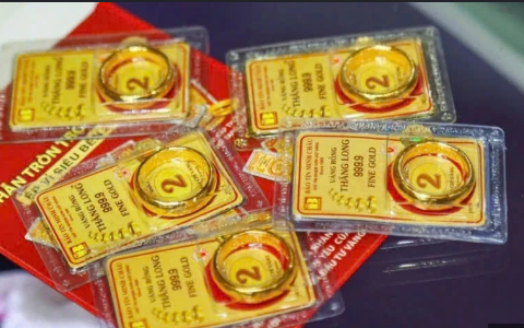 Giá vàng hôm nay 12/6: Đảo chiều tăng dựng đứng gần 200 USD/ounce