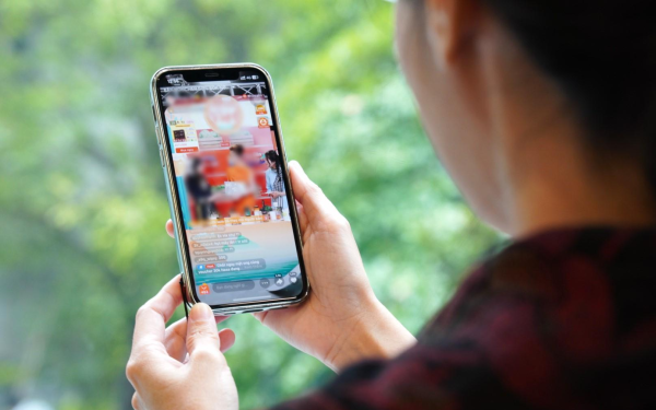 Công an thông báo những ai đã chuyển khoản thông qua xem livestream sau đến trình báo ngay