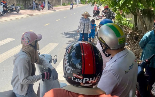Bị người thần kinh không bình thường tấn công, một thiếu niên tử vong