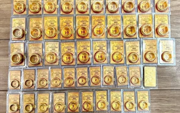 Giá vàng mới nhất hôm nay 17/6: Cú số:c rụng rờ:i