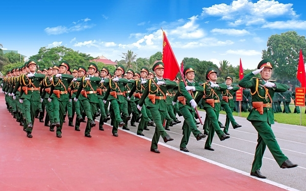 Bảng lương cấp bậc quân hàm sĩ quan và cấp hàm cơ yếu trong Quân đội theo mức lương cơ sở mới