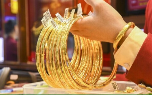 Giá vàng đồng loạt giảm