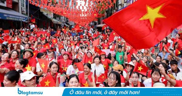 Bộ Nội vụ chính thức phản hồi về kiến nghị tăng thêm 2 ngày nghỉ dịp Quốc khánh 2/9