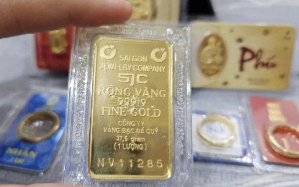 Giá vàng hôm nay (20/06): Tiếp đà giảm sâu