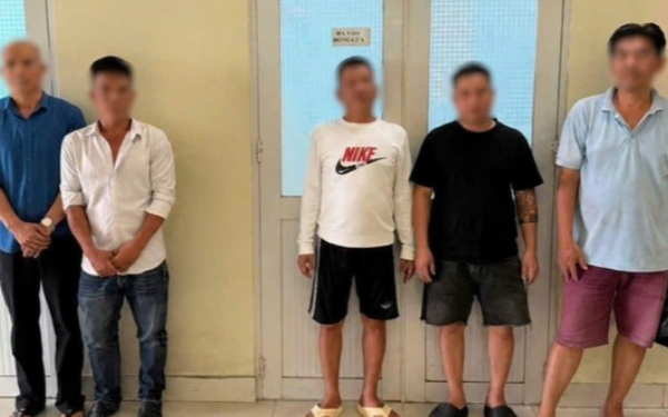 Công an điều tra các giao dịch từ 1 triệu đến 14 triệu đồng: 5 người đàn ông bị bắt