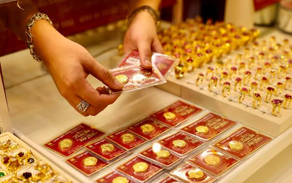 Giá vàng hôm nay (21/6): Trong nước tăng vọt ngược chiều thế giới