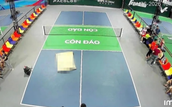 Nhân chứng kể lại khoảnh khắc người đàn ông tử vong khi chơi pickleball ở TP.HCM, quản lý sân nói gì sau sự việc?