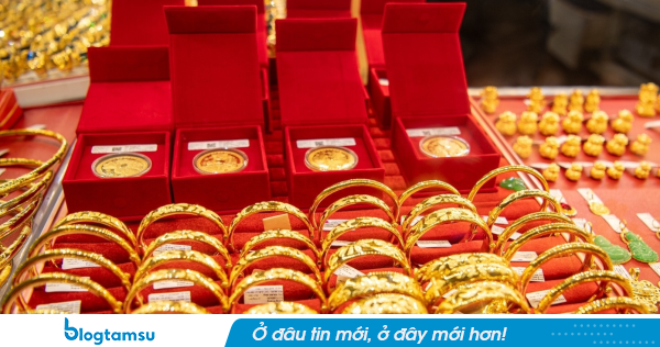 Vàng miếng, vàng nhẫn đồng loạt tăng hơn 1 triệu đồng/lượng