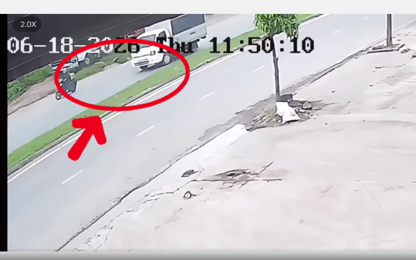 Trích xuất camera vụ tài xế nghi tụt xuống hố ga sâu 5m tử vong, sau 1 ngày mới được phát hiện