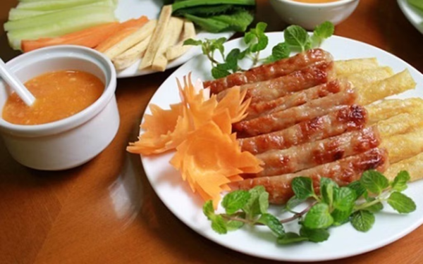 “Nem nướng Khánh Hòa làm từ thịt chuột” là tin giả mạo