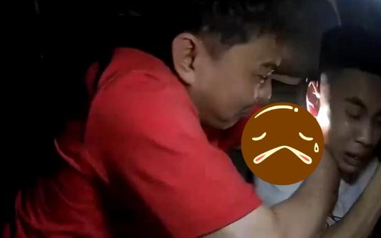 Công an xác minh video tài xế taxi bị khách đấm liên tiếp trong xe ở Ninh Bình