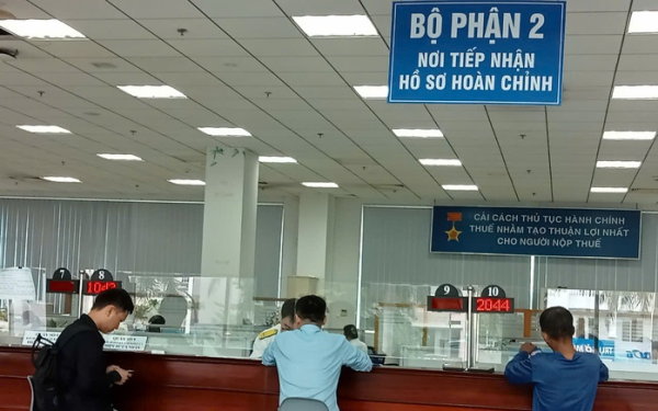 Cơ quan Thuế thông báo: 92 người có tên sau đây sẽ bị phong tỏa tài khoản ngân hàng