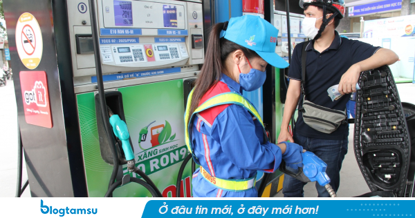 Giá xăng dầu hôm nay: Xăng E10 chuẩn bị giảm lần thứ 5 liên tiếp, mức giá mới dự kiến khiến nhiều người bất ngờ