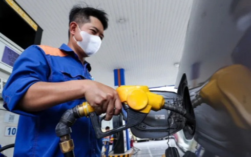 Giá xăng điều chỉnh từ 15h hôm nay