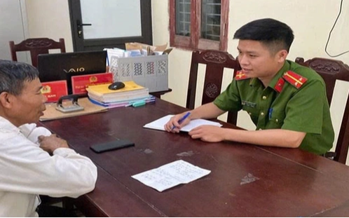 Đồng ý tích hợp giấy tờ vào VNeID, người đàn ông bất ngờ mất 122 triệu đồng, ngay lập tức báo công an