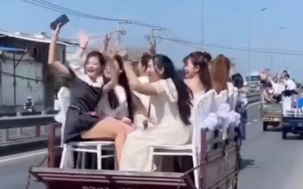 Cái kết đắng cho vụ đoàn đưa dâu bằng xe ba bánh vi phạm pháp luật