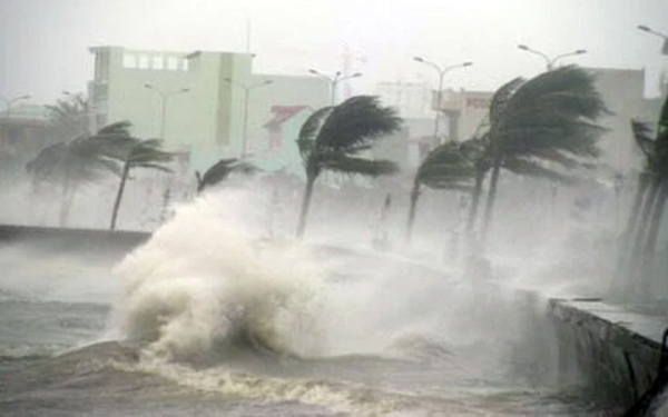 Khẩn: Hướng di chuyển của Bão Maysak (Bão số 1), bà con các địa phương sau khẩn trương tìm nơi trú ẩn an toàn