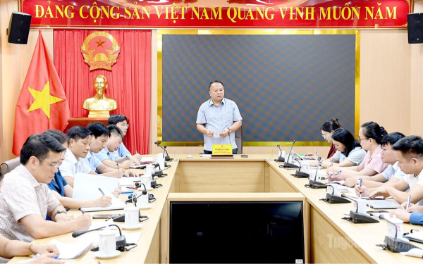 Chủ tịch UBND tỉnh Tuyên Quang chỉ đạo khẩn, xử lý nghiêm "không có vùng cấm" vụ điểm Toán cao bất thường