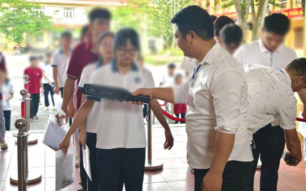 Tuyên Quang huy động 60 cán bộ CA rà soát vụ điểm Toán bất thường: Làm việc với từng học sinh đạt điểm 10, chốt hạ 