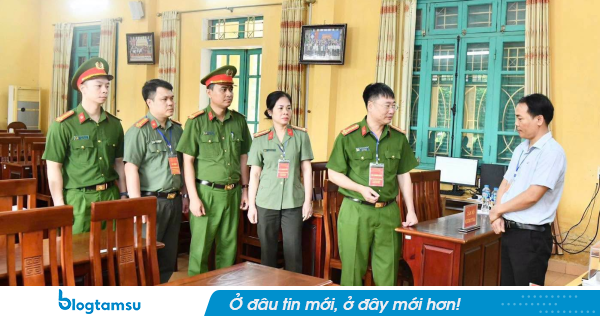 Kiểm tra học bạ, bài thi của thí sinh đạt 10 điểm Toán ở Tuyên Quang