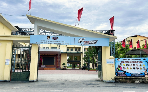 Phòng thi có 22 thí sinh, 16 em đạt điểm 10 môn Toán ở Hà Tĩnh: Sở Giáo dục & Đào tạo nói gì?
