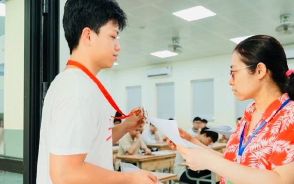 Nóng: Thêm 1 địa phương rà soát sau phản ánh 41 điểm 10 môn Toán 