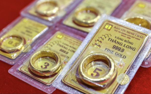 Giá vàng mới nhất hôm nay 8/7: Cú lừa thế kỷ