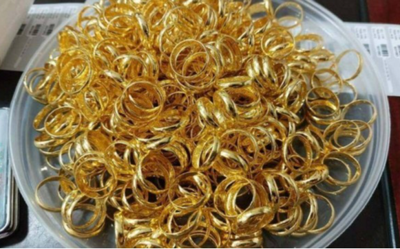 Giá vàng 9/7: Cắm đầu giảm, vàng nhẫn trơn "bốc hơi" tới 1,5 triệu đồng/lượng