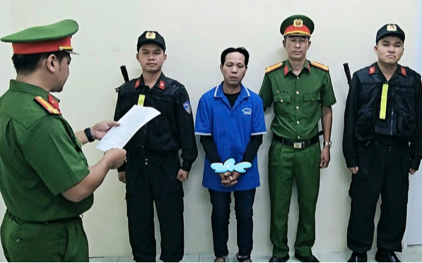 Lời khai lạnh ngắt của nghi phạm ra tay với vợ rồi phi tang trong bao tải, gây án xong còn bình tĩnh làm 1 việc