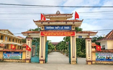 Vụ nghi vấn tiêu cực thi tốt nghiệp ở Quảng Trị: Hiệu trưởng lên tiếng về việc giám thị nhắc bài cho con trai