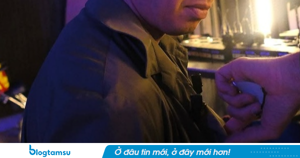 Nasri bị tạm giữ gây rúng động bóng đá Pháp