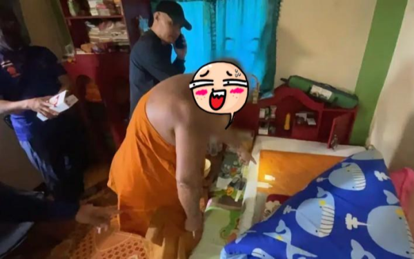 Cảnh sát phong tỏa ngôi chùa nổi tiếng, phát hiện heroin trong phòng trụ trì