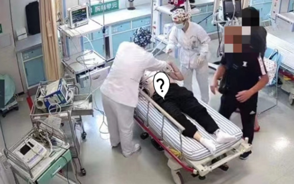 Người phụ nữ 65 tuổi đột ngột ra đi khi đang ngủ, bác sĩ cảnh báo 4 thói quen