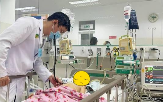 Bác sĩ Bệnh viện Nhi đồng TP.HCM đau lòng kể bé trai 10 tuổi tử vong chỉ sau 1 ngày đau đầu: Cảnh báo căn bệnh diễn tiến rất nhanh