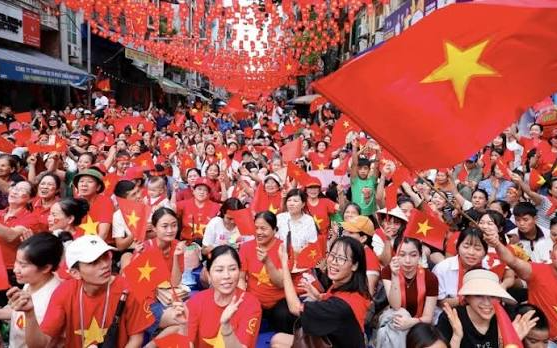 QUỐC KHÁNH 2026: Hà Nội tặng quà từ 3-27 triệu đồng/suất tới những người có tên trong danh sách sau