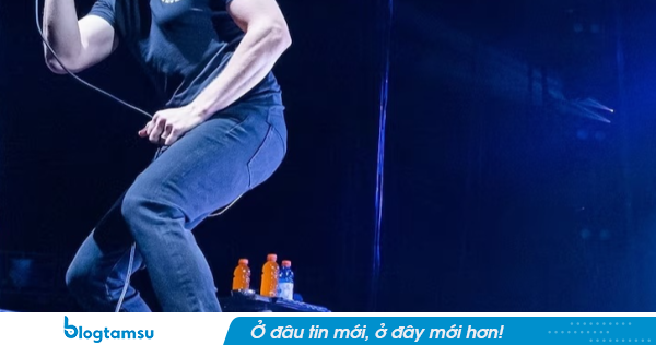 Nam ca sĩ 47 tuổi được nhiều người yêu mến bị phát hiện tử vong trong lúc ngủ
