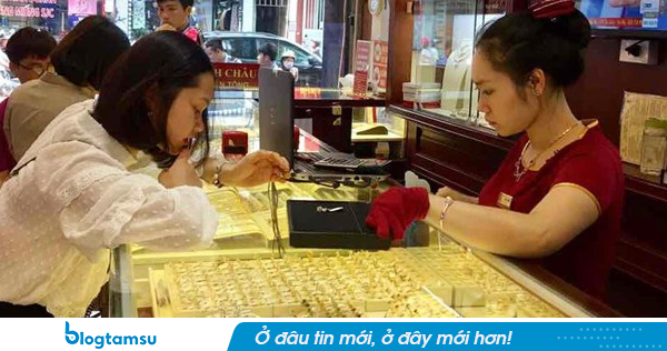 Giá vàng chiều nay mới nhất (27/7)