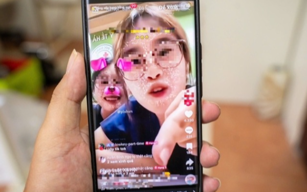 Vụ 2 sinh viên Y khoa ở BV Đức Giang: Mức phạt nghiêm khắc cho hành động livestream phản cảm