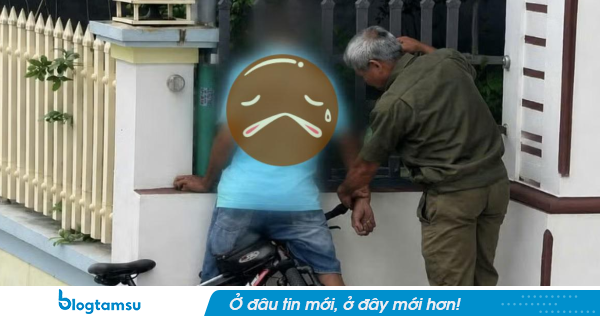 Điều tra vụ người đi xe đạp tử vong trong tư thế khó hiểu giữa hàng rào sắt