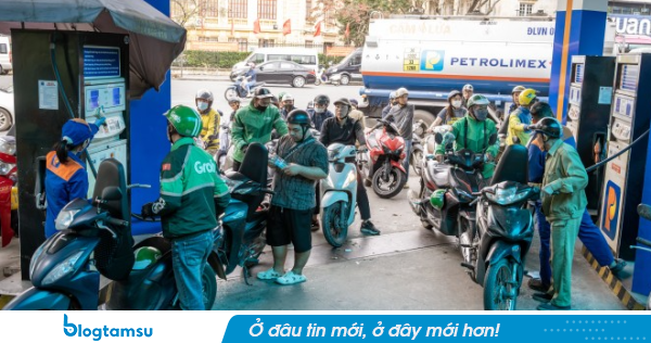 Giá xăng tiếp tục tăng