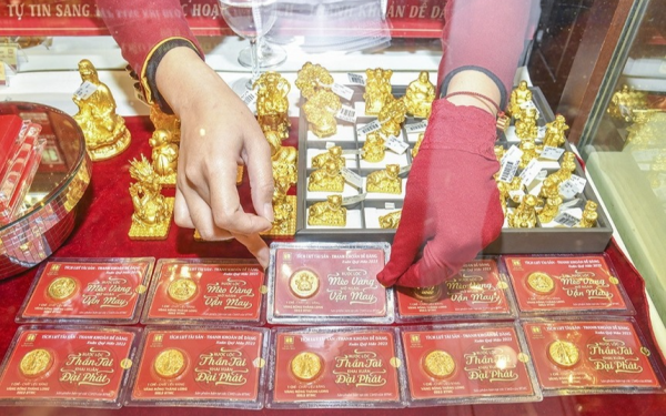 Giá vàng hôm nay: Đảo chiều giảm mạnh, vàng miếng, vàng nhẫn cùng lao dốc sau hai phiên tăng liên tiếp