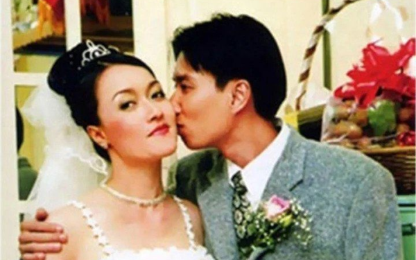 Người chồng đặc biệt cả Việt Nam không ai biết mặt của Vân Dung, gia thế có 1-0-2 bảo sao bị giấu kín bưng