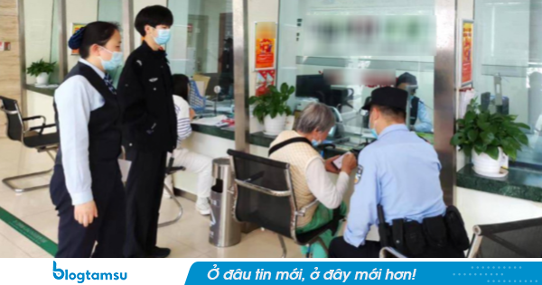 Khách gửi tiết kiệm 38 tỷ đồng với lãi suất 5,5%/tháng, 3 tháng sau được nhân viên ngân hàng thông báo: “Sổ tiết kiệm của anh là giả”