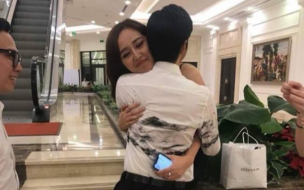 Người được Mai Phương Thúy gọi là "chồng": Có cơ ngơi 20 tỷ, từng kéo khóa váy hộ nàng Hậu